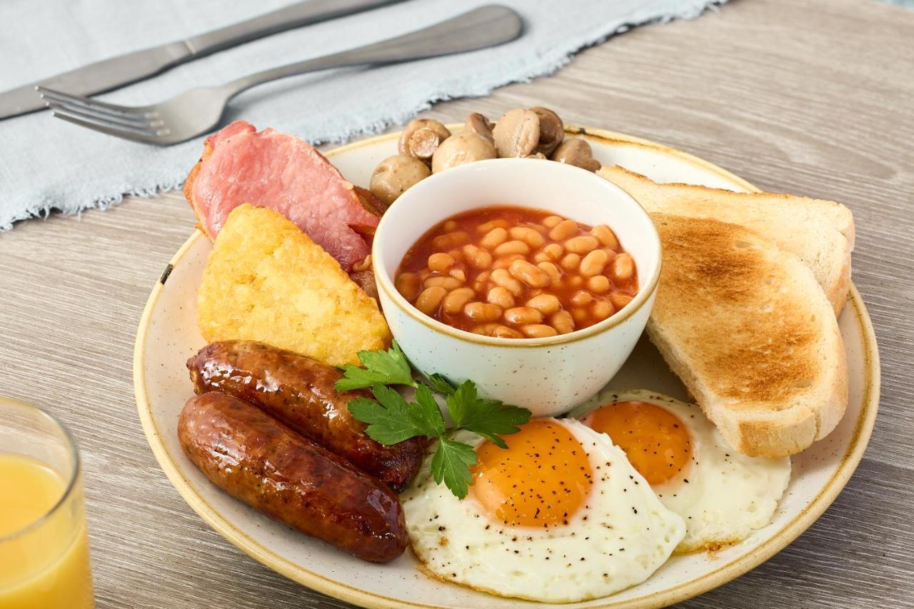 Wharton Park Golf & Country Club Bed & Breakfast บิวด์ลีย์ ภายนอก รูปภาพ