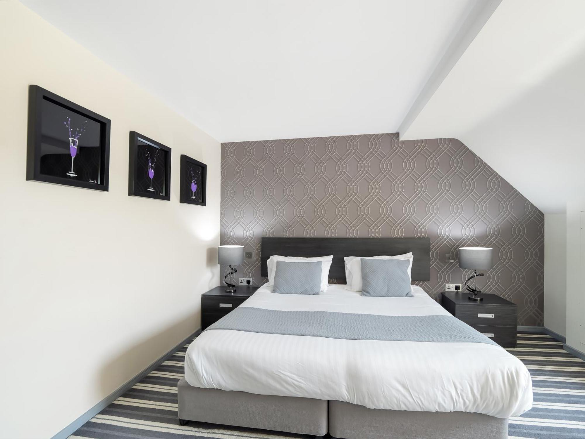 Wharton Park Golf & Country Club Bed & Breakfast บิวด์ลีย์ ภายนอก รูปภาพ